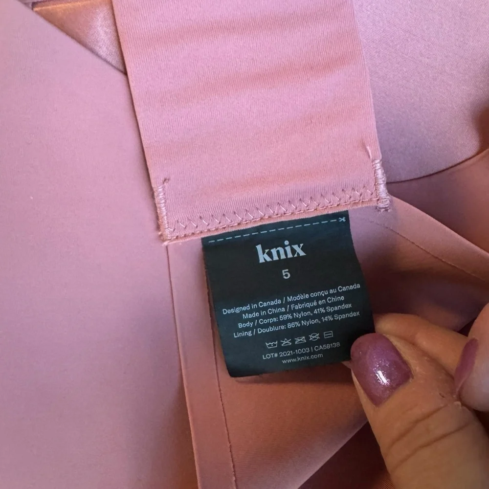 EUC Knix Catalyst bra, pink, size 5 - Picture 3 of 7